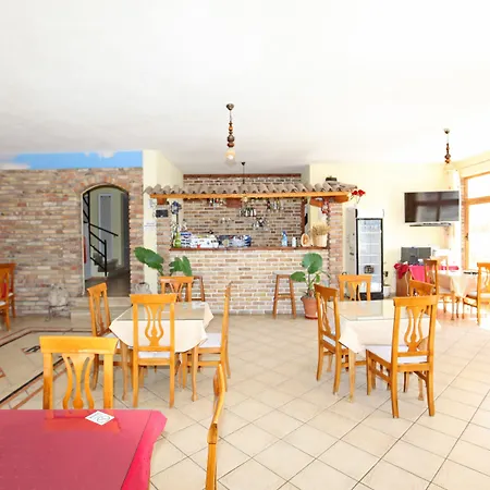 Real 3* Sarandë